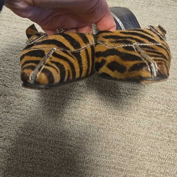 Donald J Pliner Zebra Pony Hair Heeled Mules - Picture 4 of 10